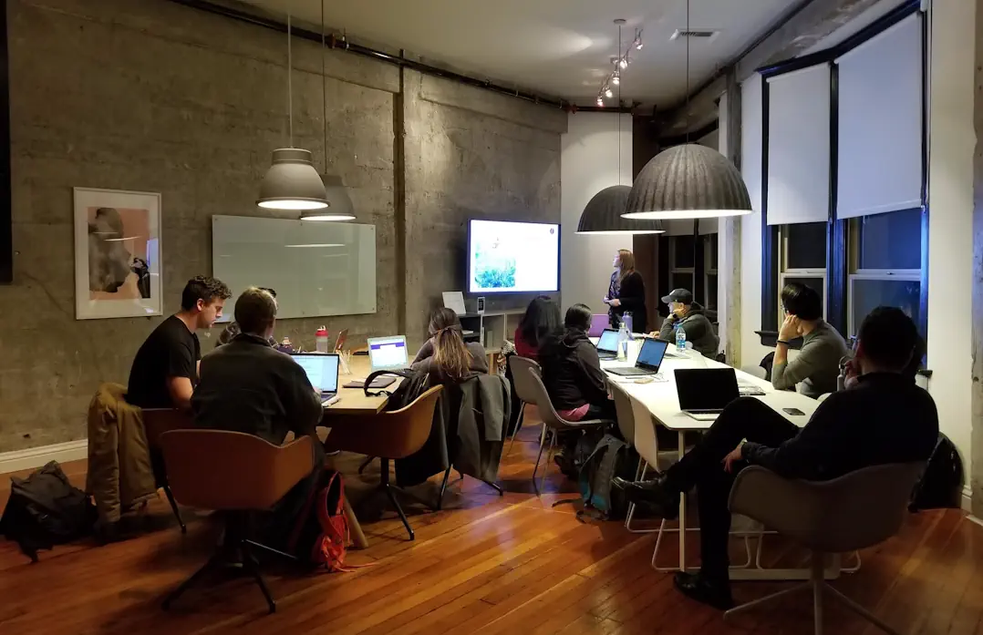 Featured image for Янги менежерлар учун 6 та муҳим маслаҳат: Муваффақият сирлари